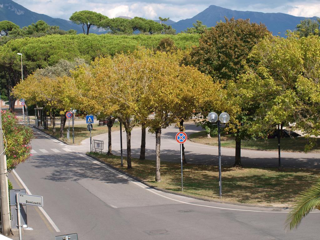 Il Pontile Holidays Apartment Marina di Pietrasanta Pokój zdjęcie
